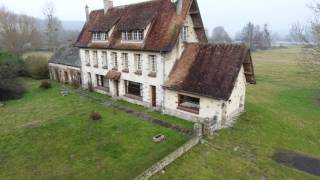 Corps de ferme à vendre en Vallée de Varenne [upl. by Ahseral]