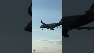 airplane heathrow landing [upl. by Madai]