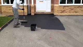 How to Refurbish a Tarmac Driveway  wwwyorkshiredrivewaycleaningcouk [upl. by Ennyletak]