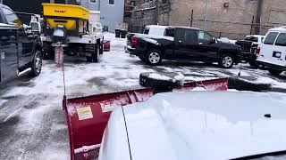 2008 Ford F250 4x4 Western plow  Tommy Gate [upl. by Drarreg824]