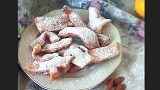 Chiacchiere di carnevale ricetta  dolce di carnevale ricetta [upl. by Annhoj512]