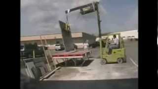 Top 10 accidentes de montacargas Top 10 Forklift Accidents WWWIZAJESPERUCOM [upl. by Elletsyrc]