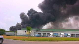 Leslie Pool Supply Warehouse Fire [upl. by Sairacaz]