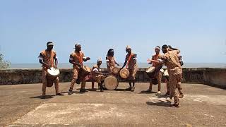 Les Percussions de Kouroussa [upl. by Inail]