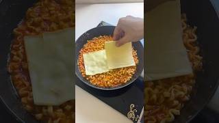 Buldak Carbonara ramen mukbang buldakramen koreanfood samyang ramennoodles [upl. by Tonia]