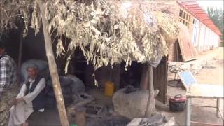 Afghanistan Blacksmith in Bamyan アフガニスタン；バーミヤンの鍛冶屋 [upl. by Connor]