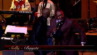 Bayete  Spirit Of Praise 2 ft Solly Mahlangu [upl. by Mizuki]