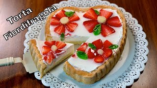 TORTA FIORDIFRAGOLA con Pan di spagna Bagna al rum Crema al latte condensato Gelatina fatta in casa [upl. by Regdor]