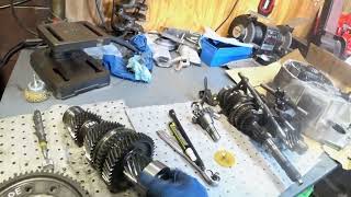 Putting h22 gears into B series AWD transmission Part 2 h22 diff with crv transfer gear [upl. by Eciral]