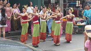 Outside Sri Maha Mariamman Temple Silom Bangkok Thailand [upl. by Palladin]