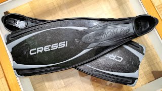 Cressi Reaction Pro SnorkellingDiving fins [upl. by Mazonson]