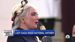 Inauguration Day Lady Gaga canta linno nazionale per Biden e Harris [upl. by Thirza127]