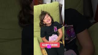 MI SOBRINA ESCONDE ALGO MISTERIOSO en EL BOLSO 🤔😮 [upl. by Poland]