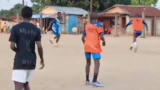 Mohamed Maddie Kallon is a 14yearold wonder kid from Sierra Leone [upl. by Annaert]