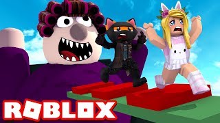 RENN WEG VOR DER BÖSEN OMA ✿ Roblox DeutschHD [upl. by Nenerb]