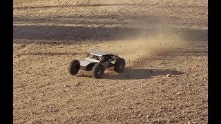 Brushless Vaterra Twin Hammers on 3s [upl. by Monroy]