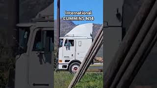 International Cummins N14 [upl. by Eeladnerb]