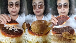 Boden eines Reistopfes mit Putenfleisch und Salat asmr food [upl. by Oruam179]