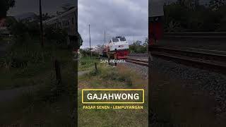 Gajahwong Membawa Kereta Priority viral shorts [upl. by Ennailuj]