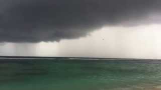 Sea Plane loosing control in Maldives [upl. by Saidel]