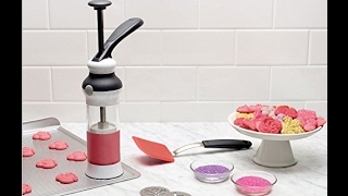 Review OXO Good Grips Cookie Press with Stainless Steel Disks and Storage Case [upl. by Sion]