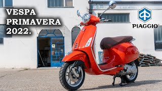 Vespa Primavera 2022 Walkaround All Details [upl. by Zobe]