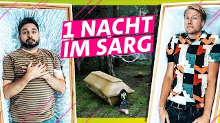 Eng amp gruselig Wer liegt länger im Sarg Meini vs Marc  Das schaffst du nie [upl. by Viveca311]