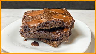 BROWNIE PROTEICO COM ABACATE [upl. by Koerlin]