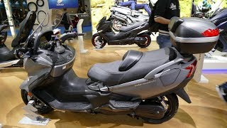 New Fast Suzuki Burgman 650 Executive [upl. by Nader409]