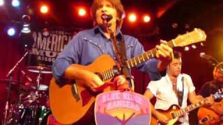 John Fogerty amp The Blue Ridge Rangers  Wholl Stop The Rain [upl. by Eiro]