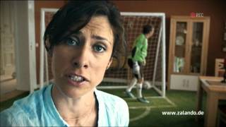 Zalando  Sportartikel  Sportkleidung  Werbung 2012 [upl. by Giovanna516]