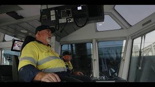 Behind the Scenes Svitzer Geraldton towage experts at work [upl. by Enom]