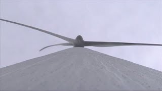 Wie funktionieren Windkraftanlagen  Schulfilm Technik [upl. by Kolosick930]