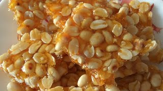 Peanut Chikki Recipe  Moongphali sugar Chikki  Homemade Moongphali Chikki Recipe in Hindi [upl. by Lepley]