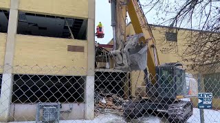 Former Owatonna High School begins demolition [upl. by Valoniah]