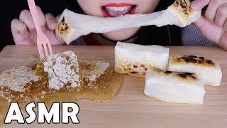 ASMR HONEYCOMB KIRIMOCHI Japanese Rice Cake 切り餅 amp 巣蜜を食べる  벌집꿀 키리모찌 리얼사운드  Inspired by Minee Eats [upl. by Nnylirehs]