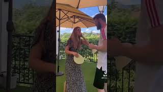 Edurne y su esposo DavidDeGea juegan al reto de la tortilla Challenge [upl. by Obadias622]