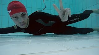 4 Tips on How to Swim 50mt Underwater On One Breath  For All the Guys who want to learn Freediving [upl. by Elyag]