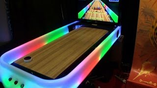 DiscGlo Shuffle  Virtual Shuffleboard Bowing Game  BOSA 2014 Silver Award  BMIGaming  Arach [upl. by Amaty]