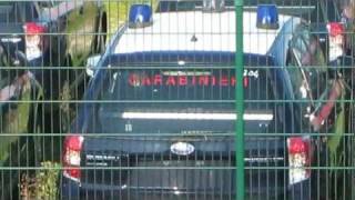 Auto dei Carabinieri a Fiumicino visto anche su Striscia [upl. by Mcclure]