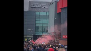 Powerful Manchester United fans outside Old Trafford sing We want glazers out [upl. by Aivin]