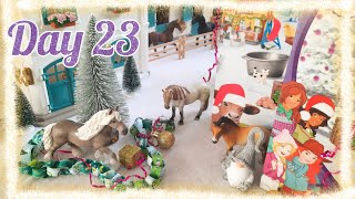 Schleich 2021 Horse Club amp Farm World Advent Calendar Unboxing  Day 23  Schleich Christmas [upl. by Samal]