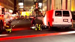 FDNY Manhattan 1031 Box 0676 Suspicious Package Leaking Fluids [upl. by Debera]