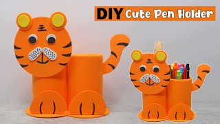 DIY Cute Pen Holder with Plastic Bottle  Mineral Water Bottle Craft  Tempat Pensil Botol Plastik [upl. by Melantha]