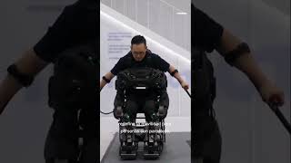 Los robots portátiles estan ayudando a las personas con paraplejia usando WalkOnSuitF1 noticias [upl. by Haropizt]