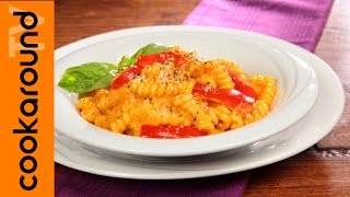 Fusilli bucati con crema di peperoni  Ricette pasta [upl. by Llamaj]