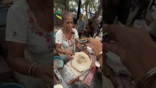 ₹40 में इतना बड़ा पराठा मेरे जैसे 2 लोग भी नहीं खा पायेंगे humanity streetfood trend food viral [upl. by Sidwohl]