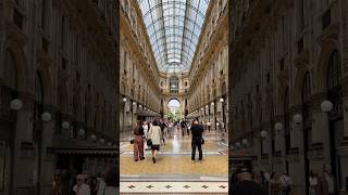 MİLANO Galleria Vittorio Emanuele 💛 [upl. by Ahsiem520]