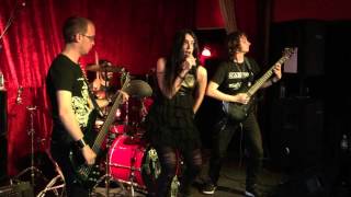 Kalidia  Dollhouse Labyrinth of thoughts  Live Giffard Arms Wolverhampton 8516 [upl. by Decima]