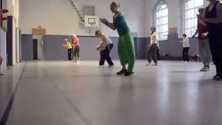 ZUMBA 99 Luftballons [upl. by Ecirtael]